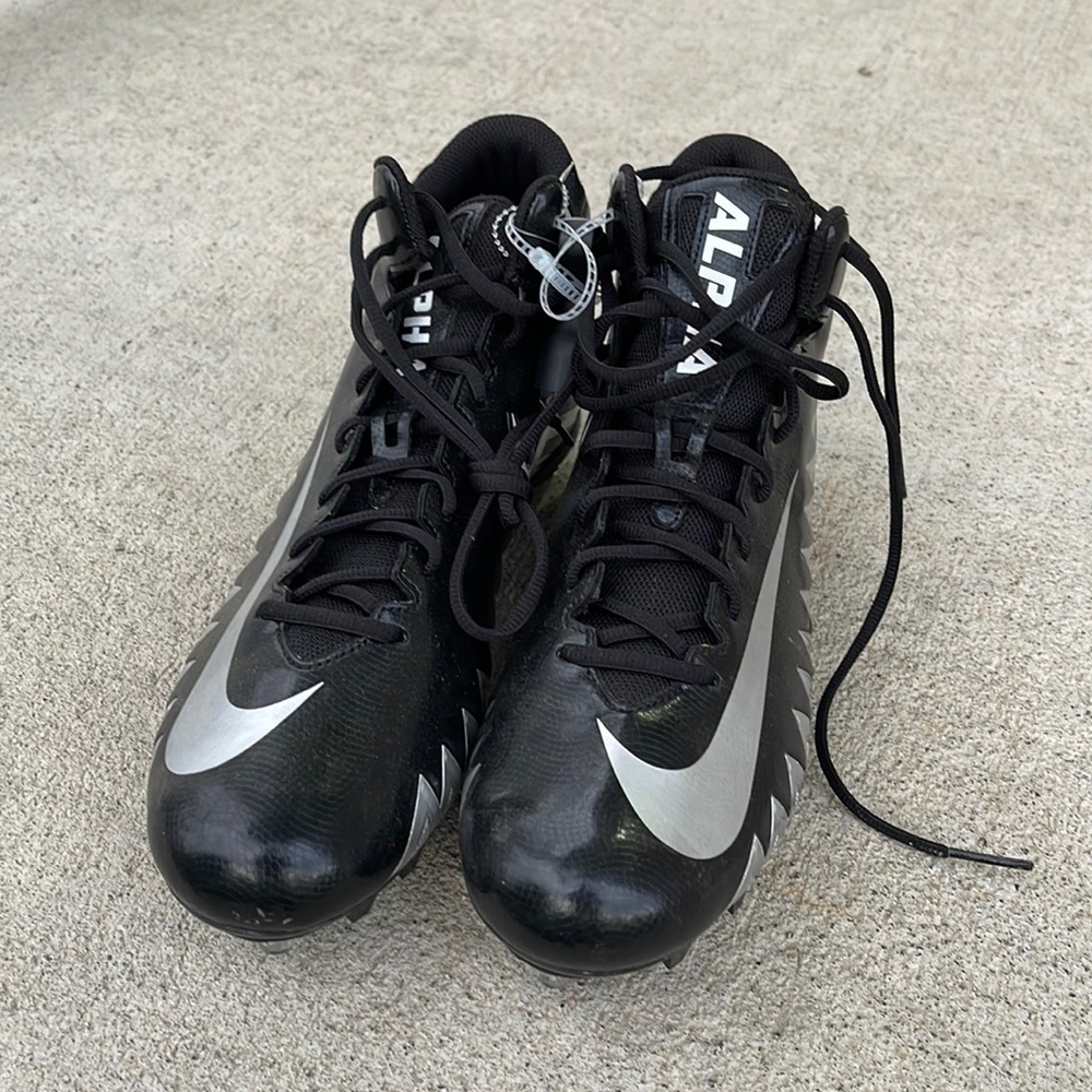 New Nike Menace Cleats with no box.   I got other cleats with an ankle strap.